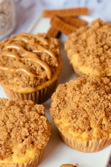 Biscoff Muffins with Crumble Topping